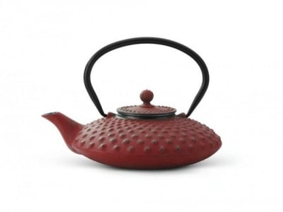 Чугунен чайник с филтър 800 мл XILIN, червен цвят, BREDEMEIJER Нидерландия