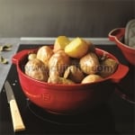 Керамичен съд за готвене и задушаване 25 см, POTATO POT, червен цвят, EMILE HENRY Франция
