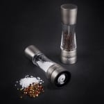 Комплект мелнички за сол и пипер Derwent Titanium 19 см, Cole & Mason Англия