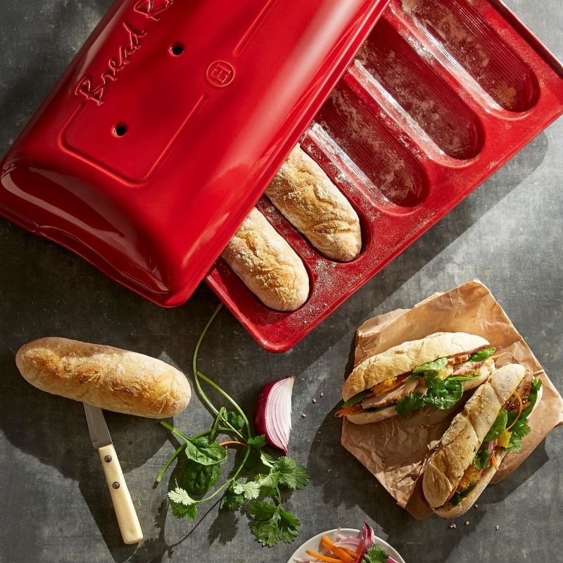 Съдове за печене на хляб, багети, питки