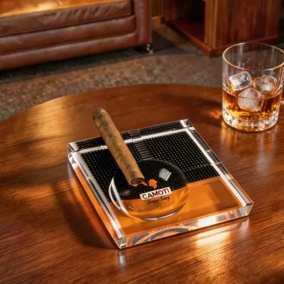 Стъклен пепелник за пури с 2 канала, 14.5 x 14.5 см - COHIBA - квадратен