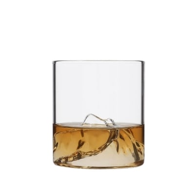 Чаша за уиски с 3D дъно
