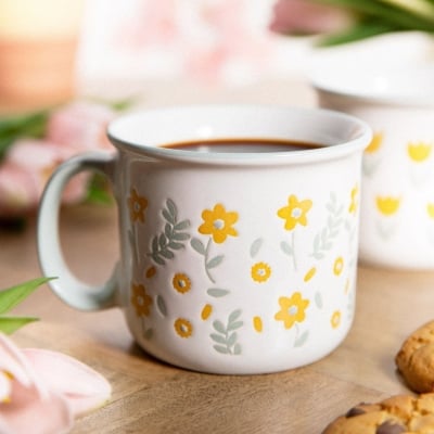 Керамична чаша за чай 450 мл с жълти цветя TULINA, HOMLA Полша