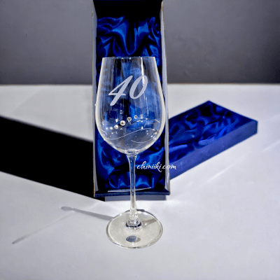 Юбилейна чаша 40 годишнина - безцветни кристали