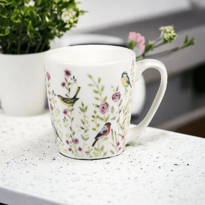 Порцеланова чаша за чай 300 мл WATCH PINK, Churchill Англия