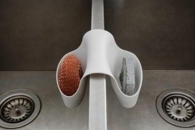 Аксесоар за мивка двоен SADDLE, бял цвят, UMBRA Канада