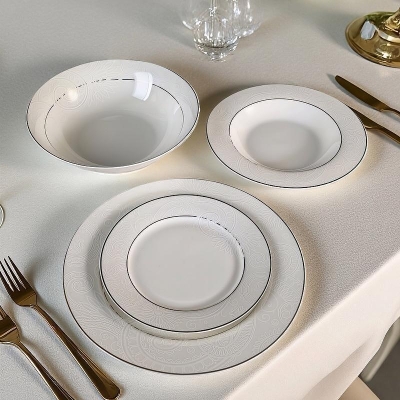 Керамичен сервиз за хранене 19 части - Класика в бяло