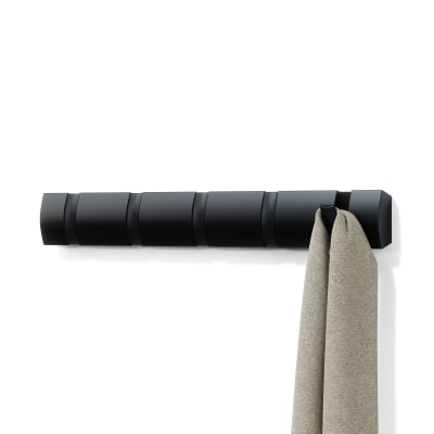 Закачалка за стена с 5 броя закачалки FLIP, черен цвят, UMBRA Канада