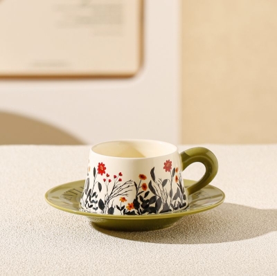 Порцеланова чаша с чинийка за кафе и чай 300 мл, Слънчево зелено