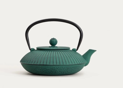 Чугунен чайник с цедка 800 мл Andreas, зелен цвят, HOMLA Полша