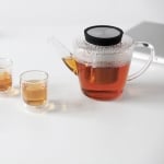 Стъклен чайник с цедка 1000 мл със силиконов, VIVA Infusion