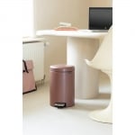 Кош за смет с педал 12 литра NewIcon Satin Taupe, Brabantia Холандия