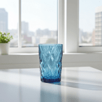 сини чаши за вода и сок