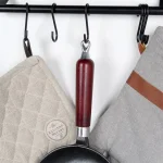 Чугунен тиган 28 см с дървена дръжка, VL Полша