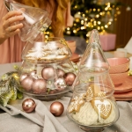 Стъклена коледна елха - бонбониера TINSEL - голяма - релефна, 39 x 25 см, HOMLA Полша