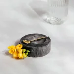 Мраморен съд за подправки 10.5 см с лъжичка MARBLE, HOMLA Полша
