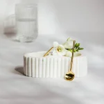 Мраморен комплект за подправки с 2 отделения 17.5 x 8.5 см MARBLE STRIPES, HOMLA Полша