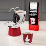 Комплект кафеварка с 2 броя чаши Set Magrite, червен цвят, Bialetti Италия