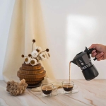 Кафеварка за 2 кафета Brikka Exclusive, черна, Bialetti Италия