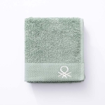 Светлозелен цвят кърпа за баня