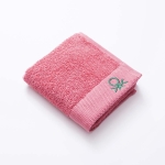 Розова кърпа за баня 30 х 50 см United Colors of Benetton