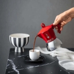 Индукционна кафеварка за 4 кафета Moka Exclusive, червена, Bialetti Италия