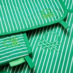 Комплект престилка, ръкавица и подложка Rainbow, зелено райе, United Colors of Benetton