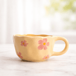 красива чаша за чай с цветя