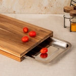 дъска с вградена тавичка