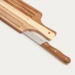 дъска за хляб с нож