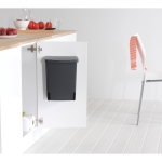 Кош за смет за вграждане 10 литра Built-In - Black, Brabantia
