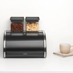 Кутия за хляб Roll Top Matt Black - средна, Brabantia Холандия
