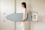 Маса за гладене B 124 x 38 см с масивна поставка за ютия, Metallised, Brabantia