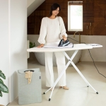 Маса за гладене C 124 x 45 cм с масивна поставка за ютия, Ecru, Brabantia 
