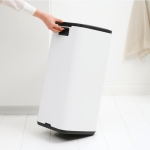 Кош за смет 30 литра Bo Touch - White, Brabantia 