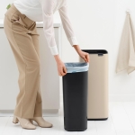 Кош за смет 30 литра Bo Touch - Soft Beige, Brabantia 