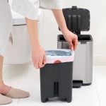 Кош за смет с педал 7 литра Bo Pedal - Matt Steel Fingerprint Proof, Brabantia 