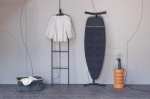 Маса за гладене D 135 x 45 см с топлоустойчива зона за ютия, Denim Black, Brabantia Холандия