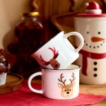 красива коледна чаша с еленче