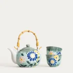 чайник с чаши от керамика