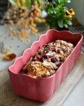 Керамична форма за печене на десерт / хляб 29 х 13.5 х 9 см, MADELEINE LOAF DISH, цвят бонбонено розово, EMILE HENRY Франция