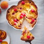 Керамична форма сърце 26.5 х 24.5 см MADELEINE HEART DISH, цвят екрю, EMILE HENRY Франция