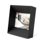 Рамка за снимки 10 x 15 см LOOKOUT, черен цвят, UMBRA Канада