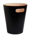 Кошче за боклук 7.5 литра Woodrow, цвят дърво/черно, UMBRA Канада