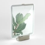 Рамка за снимки с LED светлина 20 x 25 см GLO, цвят никел, UMBRA Канада
