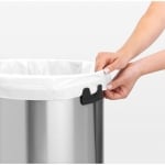 Кош за смет Touch Bin 60 литра, Metallic Mint, Brabantia Холандия