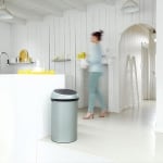 Кош за смет Touch Bin 60 литра, Metallic Mint, Brabantia Холандия