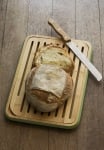 Бамбукова дъска за рязяне на хляб 35 х 25 см, зелен кант, PEBBLY Франция