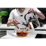 Чайник със свирка 1.5 литра DIAMANTE, цвят инокс, Vialli Design Полша