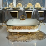 Керамичен съд за топло сервиране със стъклен капак 31 x 16 см, White & Gold